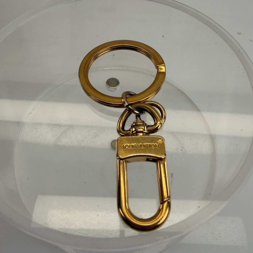 Louis Vuitton Pochette Extender Gold Key Chain